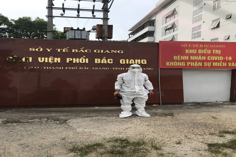 Sản phẩm Cán bộ ThanhGas thực hiện nhiệm vụ 5000x3333 2 — Công Ty Cổ Phần Khí Công Nghiệp Việt Nam — MST 0100103016