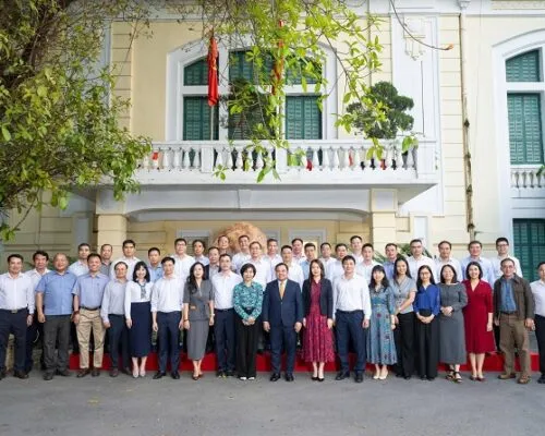 Sản phẩm vinachem tang cuong ket noi ngoai giao kinh te_69fa053f4be46 500x400 — Công Ty Cổ Phần Phân Lân Nung Chảy Văn Điển — MST 0100103143