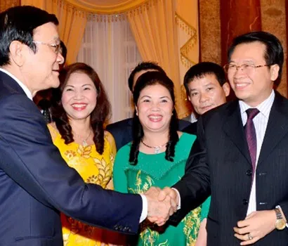 Sản phẩm 3a773b22fa0e8d7b6bcef0d444ea42fc_DSC_0206cp12 copy111 410x350 — Công Ty Cổ Phần Vật Tư Nông Sản — MST 0100104066