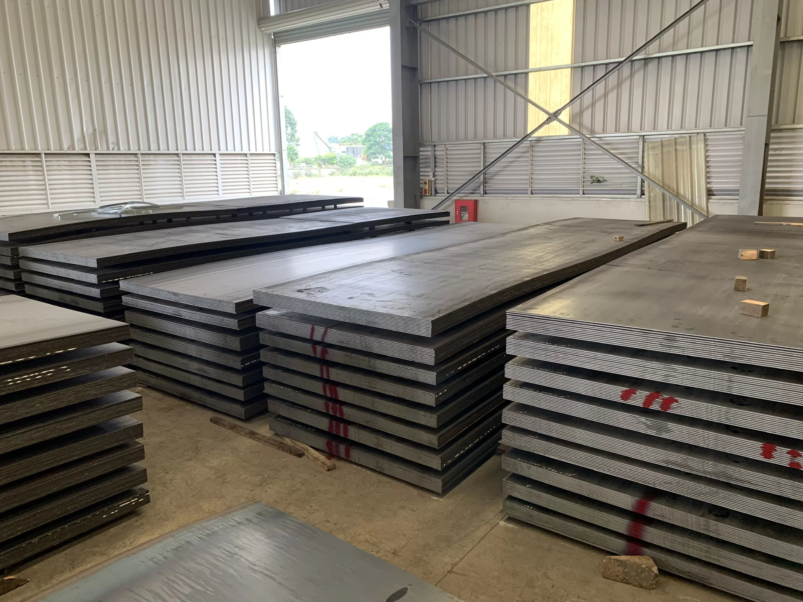 Sản phẩm 715 thep tam — Công Ty Cổ Phần Thanh Bình H.T.C Việt Nam — MST 0100595569