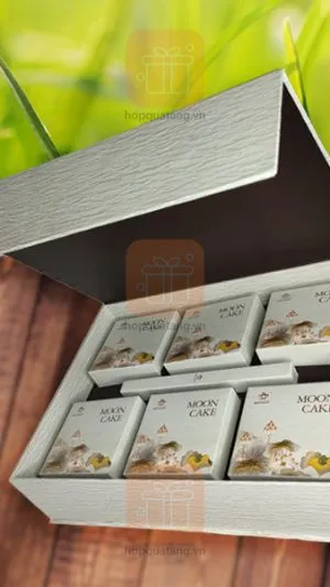 Sản phẩm hop banh trung thu 5 1 300x533 — Công Ty TNHH Thương Mại Và Du Lịch Long Hưng — MST 0100989669