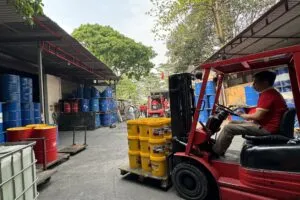 Sản phẩm 5 300x200 — Dầu Nhớt Huy Phát - Công Ty TNHH Huy Phát — MST 0101025829