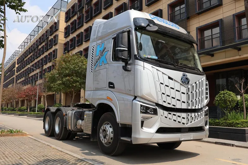 Sản phẩm dau_keo_chenglong_450_cabin_HK — Công ty TNHH Phát Triển Xây Dựng và Thương Mại — MST 0101101999