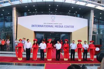 Sản phẩm 84_khai truong trung tam bao chi quoc te phuc vu apec 2017 — Công Ty Cổ Phần Đầu Tư Và Thương Mại Quốc Tế Huy Hoàng — MST 0101179836