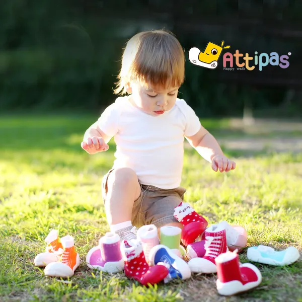 Sản phẩm giay tap di attipas phan phoi si giay tre em tap di attipas phugiatrading — Công Ty TNHH Thương Mại Phú Gia — MST 0101201094