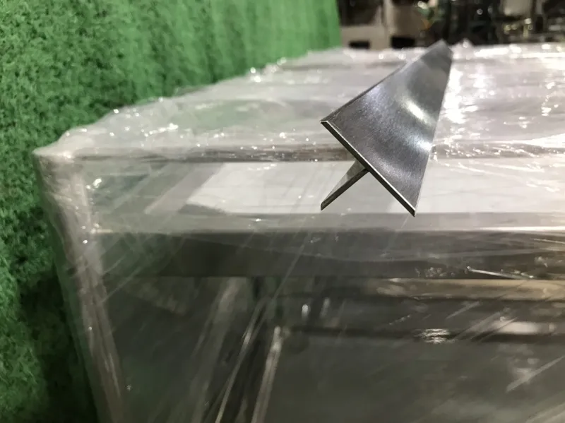 Sản phẩm Nẹp T inox — Inox Vinh Vượng - Công Ty Cổ Phần Vinh Vượng — MST 0101348770