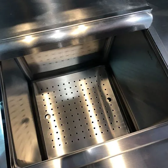 Sản phẩm Tủ đá 1 — Inox Vinh Vượng - Công Ty Cổ Phần Vinh Vượng — MST 0101348770