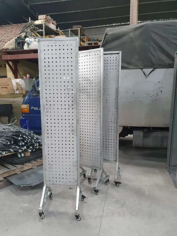 Sản phẩm Giá treo đột lỗ   YDC.JPEG — Inox Vinh Vượng - Công Ty Cổ Phần Vinh Vượng — MST 0101348770