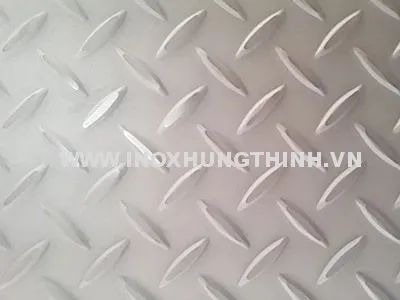 Sản phẩm gan chong truot1 — Công Ty TNHH Sản Xuất Và Thương Mại Inox Hưng Thịnh — MST 0101406239