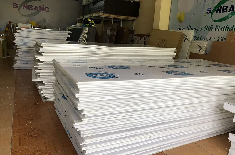 Sản phẩm cach nhan biet nhua pc pom pet ppo pa giong va khac nhau nhu the nao.JPG — Công Ty TNHH Đầu Tư Và Thương Mại Việt Hùng — MST 0101502214