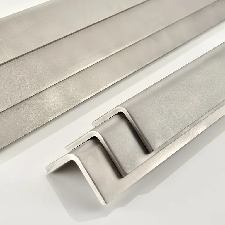 Sản phẩm Ve CN inox — Gia Công Inox Hòa Phát - Công Ty TNHH Xuất Nhập Khẩu Và Thương Mại Hòa Phát — MST 0101503708
