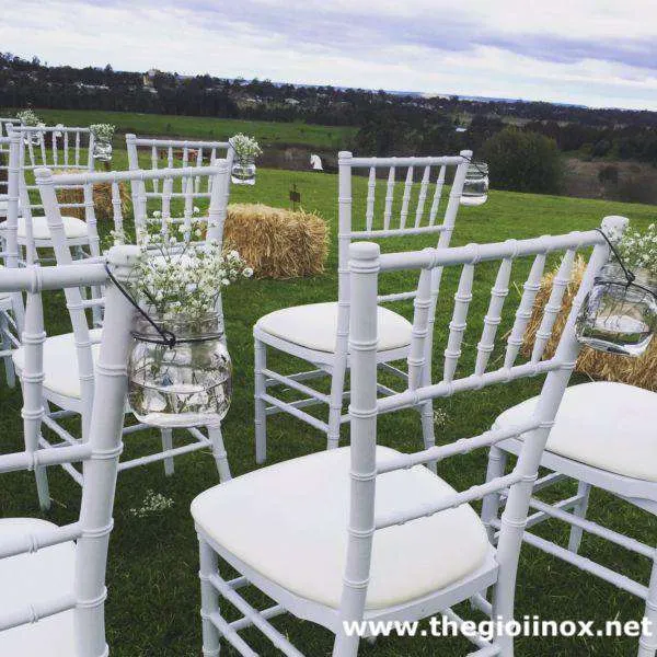 Sản phẩm ghe chiavari.JPG — Công Ty TNHH Sản Xuất Và Thương Mại Hòa An — MST 0101598964