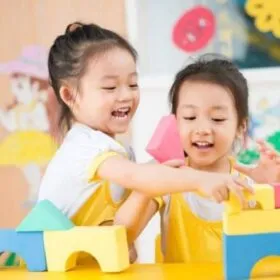 Sản phẩm cac phuong phap giao duc tre hieu qua nhathinh anh cac truong mau giao o quan 1 750x480 1 280x280 — In Tuấn Việt - Công Ty TNHH In Thương Mại Tuấn Việt — MST 0101613884