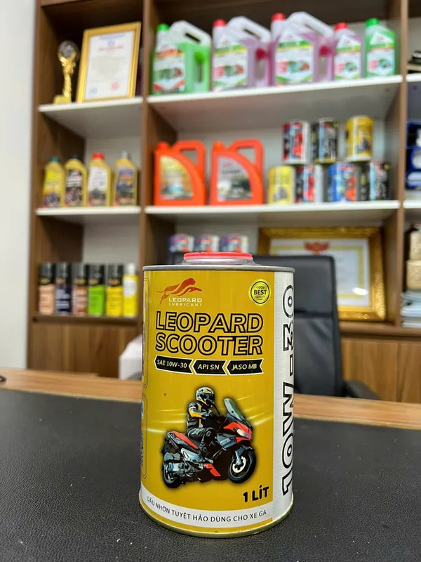 Sản phẩm dau dong co xe tay ga leopard scooter 10w30 api sn — Hóa Dầu Hà Nội Petrochem - Công Ty CP Hóa Dầu Và Thiết Bị Công Nghiệp Hà Nội — MST 0101680626