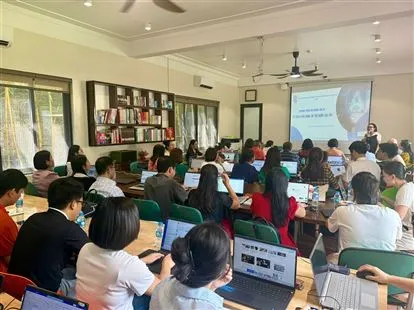Sản phẩm z78194805_639142804002194642_HasThumb_Thumb — Công Ty TNHH Phát Triển Văn Hóa - Giáo Dục Quốc Tế Việt — MST 0101742512