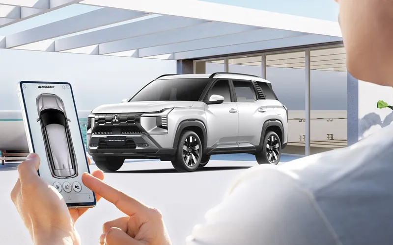 Sản phẩm mitsubishi connect — Công Ty Cổ Phần Ô Tô Hà Nội — MST 0101771055