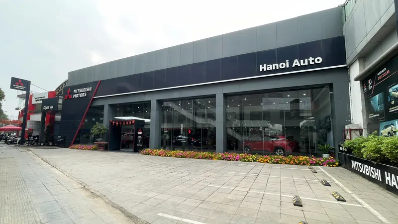 Sản phẩm Cua truoc Showroom — Công Ty Cổ Phần Ô Tô Hà Nội — MST 0101771055