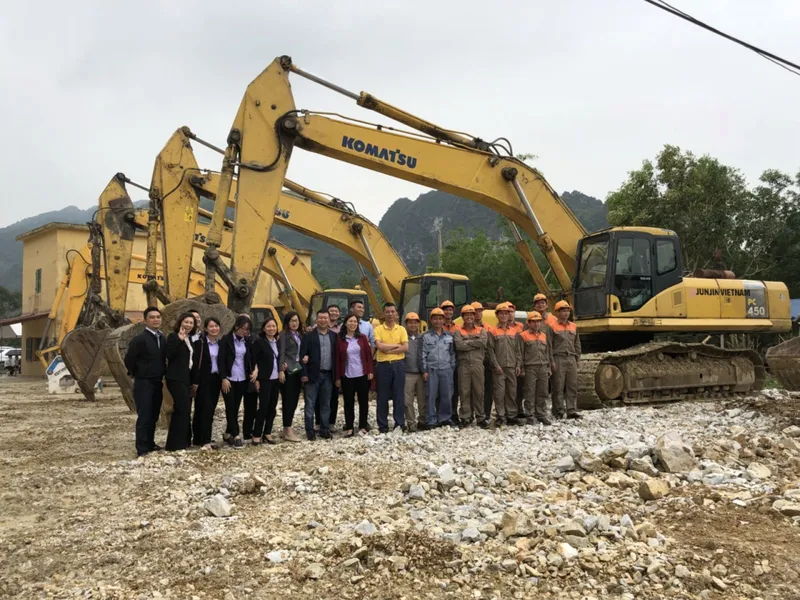 Sản phẩm anh_slide_trang_chu_3 1600x800 — Công Ty Cổ Phần Thiết Bị Nặng JunJin Việt Nam — MST 0101784840
