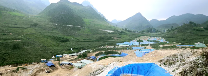 Sản phẩm slide — Công Ty Cổ Phần Tập Đoàn Khoáng Sản Và Thương Mại VQB — MST 0101796324