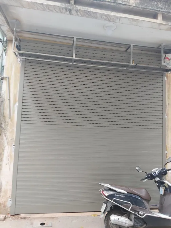 Sản phẩm mau nan cua s52i cua cuon the he moi cua austdoor — Công Ty TNHH Sản Xuất Và Thương Mại Bách Việt — MST 0101797180