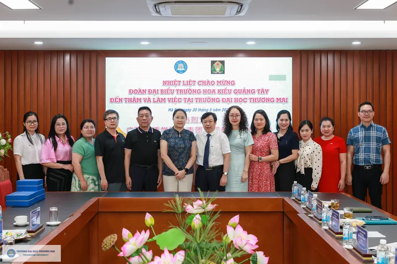 Sản phẩm news 1779367679 — Đại Học Thương Mại — MST 0101811300