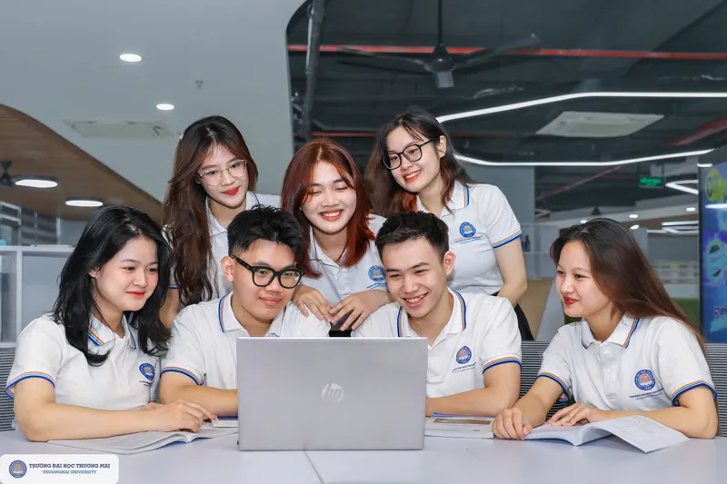 Sản phẩm training industry 1760342463 — Đại Học Thương Mại — MST 0101811300