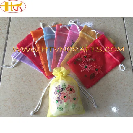 Sản phẩm Tuithomlavender — Công Ty TNHH Túi Việt HTVNCrafts — MST 0102041478