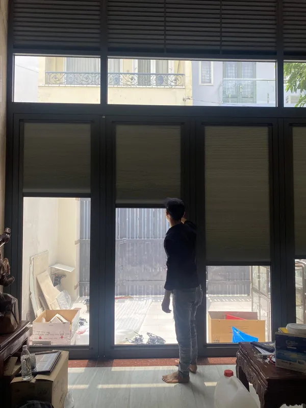 Sản phẩm z4238993157274_e04cac0d2c0ff1e1f4cbc4e33b19db24 1440x1920 — Vách Ngăn Lạnh - Cửa Hàng Cửa Lưới Thu Hà — MST 0102063506