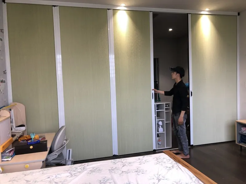 Sản phẩm vach ngan 1 scaled — Vách Ngăn Lạnh - Cửa Hàng Cửa Lưới Thu Hà — MST 0102063506