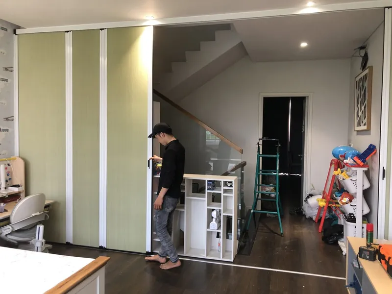 Sản phẩm vach ngan 2 1920x1440 — Vách Ngăn Lạnh - Cửa Hàng Cửa Lưới Thu Hà — MST 0102063506