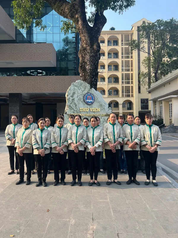 Sản phẩm anhthuy — Công Ty Cổ Phần Nhà Xanh — MST 0102068430