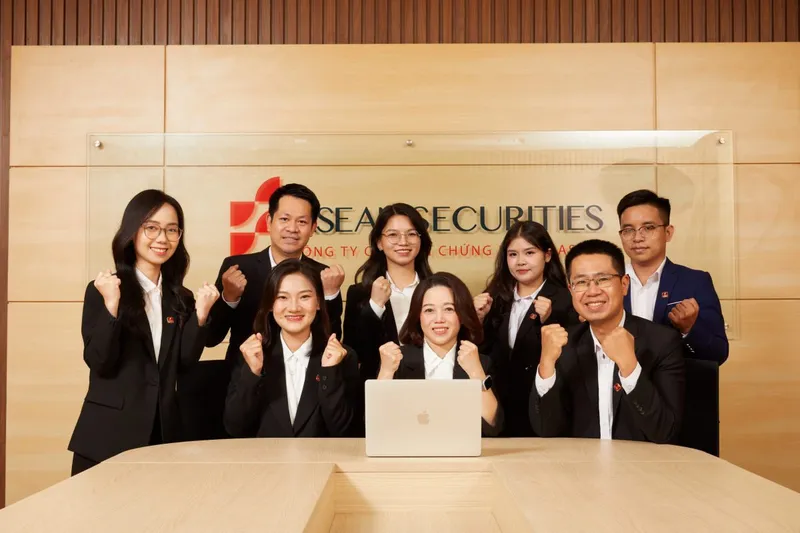 Sản phẩm CTY CK ASEAN 24 742020 scaled rbfmdr7fpfqogzdpuxwpx1ehfjm1yppw4bqkq75f7k — Chứng Khoán Asean - Công Ty Cổ Phần Chứng Khoán Asean — MST 0102126675