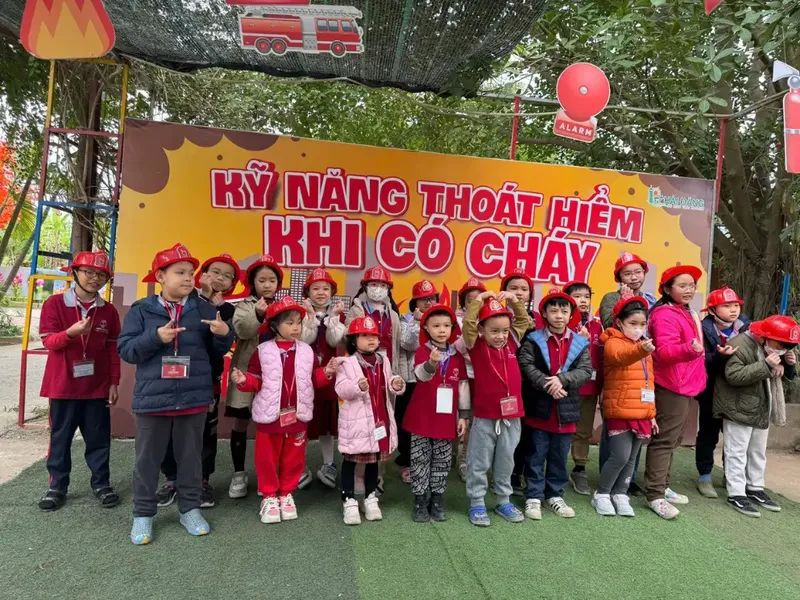 Sản phẩm chuong trinh trai nghiem noel 2024 1 — Công Ty TNHH Sức Mạnh Việt — MST 0102140630