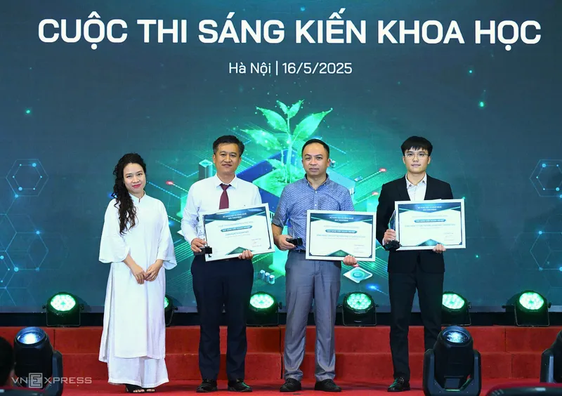 Sản phẩm giai nhi 1747392095 1747392136 6913 1747392273 — Máy Cắt Nam Vượng - Công Ty CP Đầu Tư Và Phát Triển Công Nghệ Nam Vượng — MST 0102356164