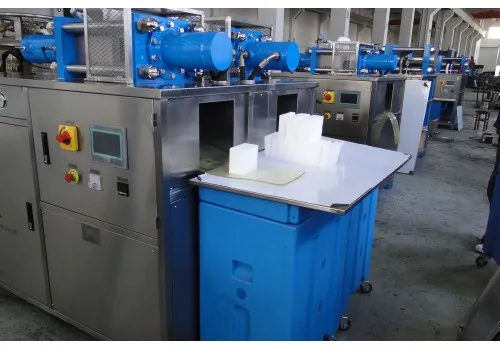 Sản phẩm dry ice block machine SNOWBALL 500x350 — Công Ty TNHH Đầu Tư Thương Mại Xuyên á — MST 0102381604