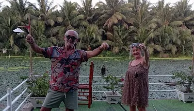 Sản phẩm luc et sylvette couple — Vietnam Original Travel - Công Ty TNHH Lữ Hành Cội Nguồn Việt — MST 0102388399