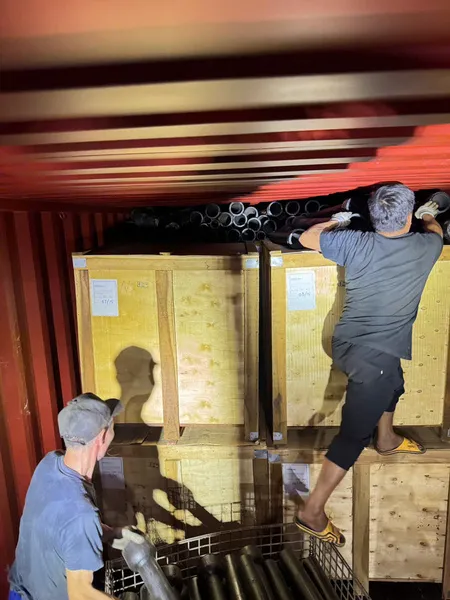 Sản phẩm hinh anh van chuyen 21 — Gang Đúc Hùng Anh Hà Nội - Công Ty TNHH Hùng Anh Hà Nội — MST 0102494005