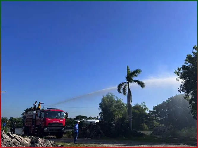 Sản phẩm fire (5) — Xe Cứu Hỏa Minh Long - Công Ty Cổ Phần Đầu Tư Xuất Nhập Khẩu Quốc Tế Minh Long — MST 0102547546