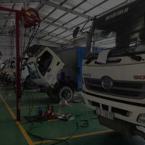 Sản phẩm 1599527940_sua chua va bao duong xe tai hino_thumb_500 — Công Ty TNHH Ô Tô Và Thiết Bị Chuyên Dùng Sao Bắc — MST 0102637648