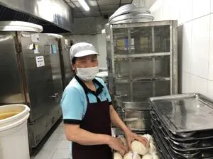 Sản phẩm nhan vien adongfood 14 Medium 300x225 — Công Ty TNHH Dịch Vụ Á Đông — MST 0102728655