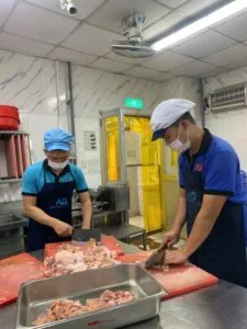 Sản phẩm nhan vien adongfood 6 Medium 225x300 — Công Ty TNHH Dịch Vụ Á Đông — MST 0102728655