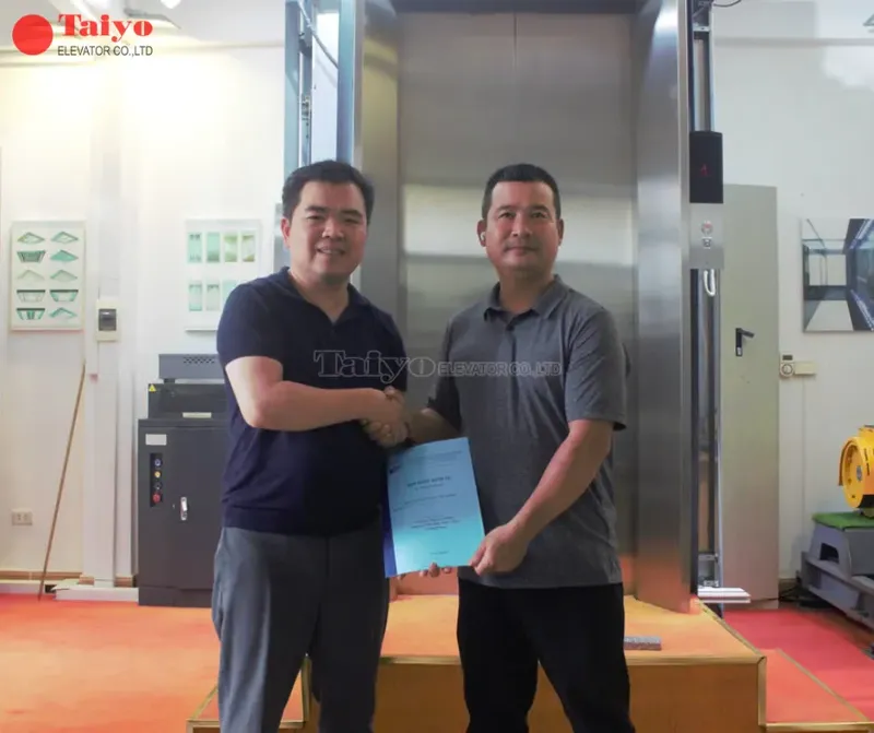 Sản phẩm ky hop dong khach tai showroom 14 5 — Thang Máy TAIYO - Công Ty TNHH MTV Thang Máy TAIYO Việt Nam — MST 0102904413