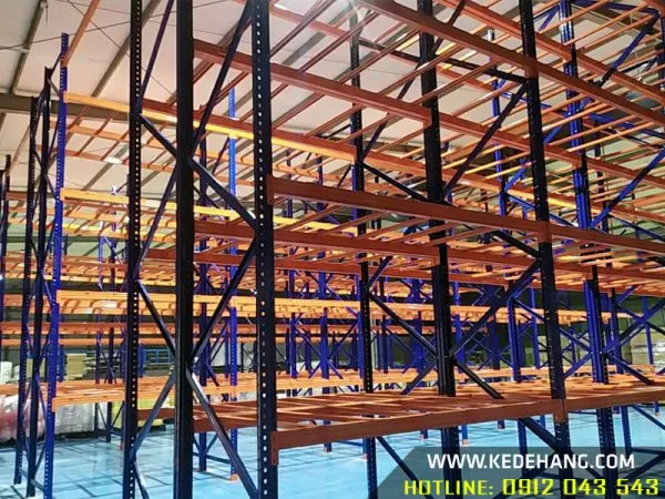 Sản phẩm ke hang nang 4 tang 600x450 — Giá Kệ Thanh Phúc - Công Ty TNHH Thanh Phúc — MST 0103016587