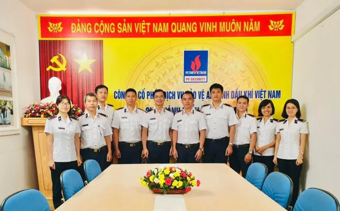 Sản phẩm 966802473_z5304621800588_f73635bce6e55ab39027026cc786de12 — Công Ty Cổ Phần Dịch Vụ Bảo Vệ An Ninh Dầu Khí Việt Nam — MST 0103335223