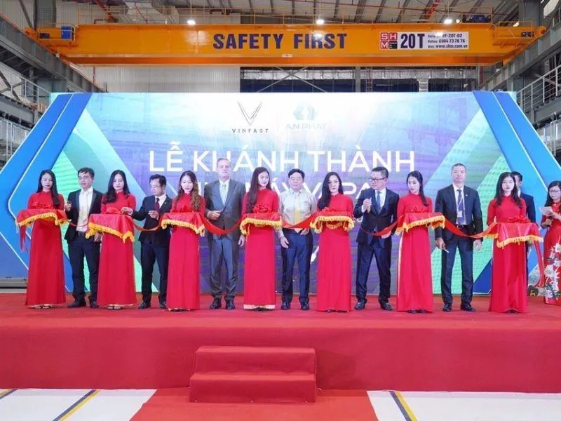 Sản phẩm 3 cau truc dam doi 20t vinfas — Công Ty Cổ Phần Công Nghiệp SHM — MST 0103973843