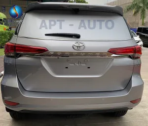 Sản phẩm xe cho tien FORTUNER cop sau 300x255 — Công ty Cổ Phần Xuất Nhập Khẩu An Phú Thành — MST 0104049602