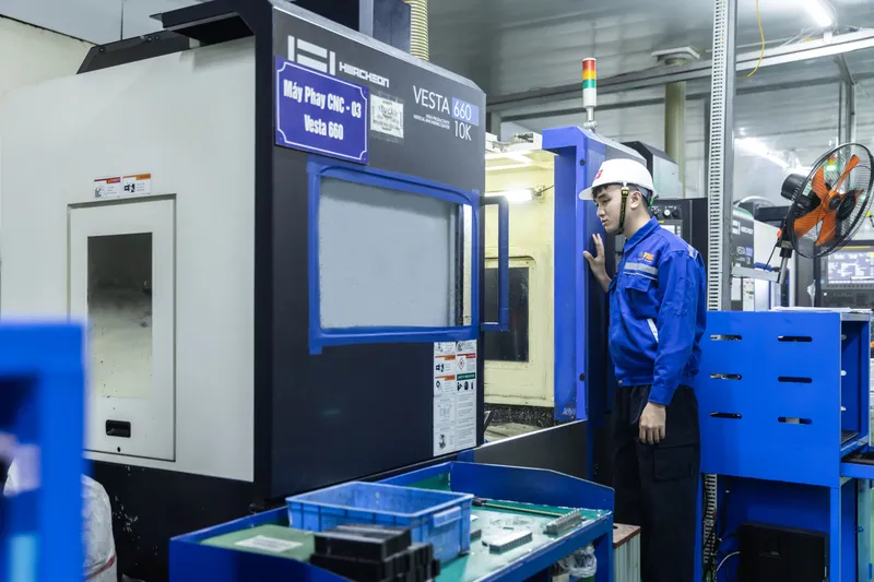 Nhà máy Công Ty Cổ Phần Dịch Vụ Và Giải Pháp Công Nghiệp Việt Nam #4 — MST 0104092654