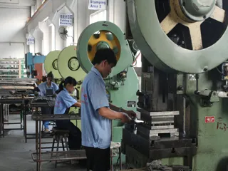Sản phẩm 1338779275aboutus_3 — Công Ty TNHH Dịch Vụ Sản Xuất Và Thương Mại Vân Anh — MST 0104124698