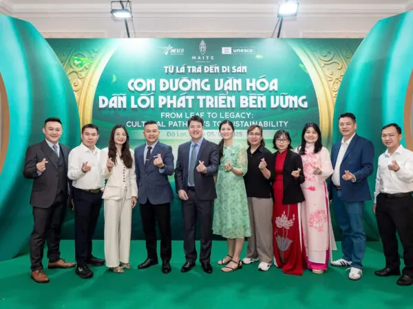 Sản phẩm z6803402745550_f47d131c9282fb481850867e15208495 600x450 — Công Ty Cổ Phần Thương Mại Imexco Việt Nam — MST 0104162894