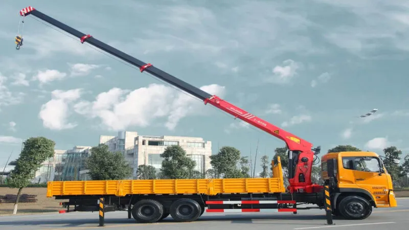 Sản phẩm xe cau tu hanh 10 tan.jpg 800x450 — Cẩu Vận Tải Long Giang - Công Ty TNHH Vận Tải Thương Mại Du Lịch Mai Long — MST 0104173913